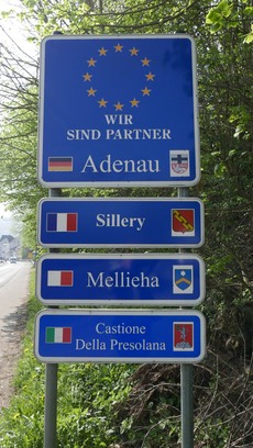 Ortsschild der Stadt Adenau