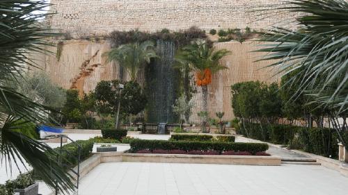 A thumbnail image