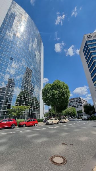 Eschborn hat zwei Gesichter: Moderne Bürostadt vor den Toren Frankfurts ...