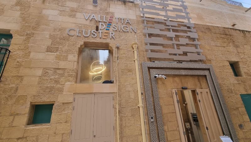 Der Haupteingang des Valletta Design Cluster.