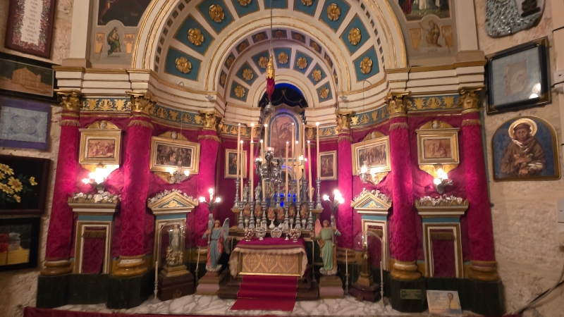 Ein beeindruckendes Modell einer Nische im Inneren der Rotunde von Mosta ist Teil einer religiösen Themen gewidmeten Dauerausstellung im 1. Stockwerk des Razzett. Foto: © Valletta | Das Journal / BSF.